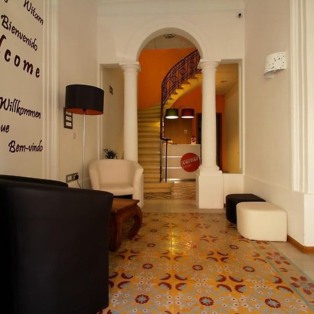 Corner Hostel Sliema Extérieur photo