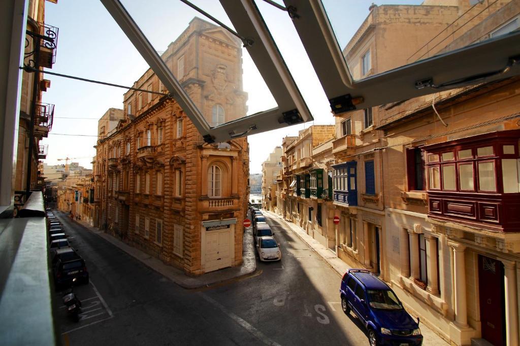 Corner Hostel Sliema Extérieur photo